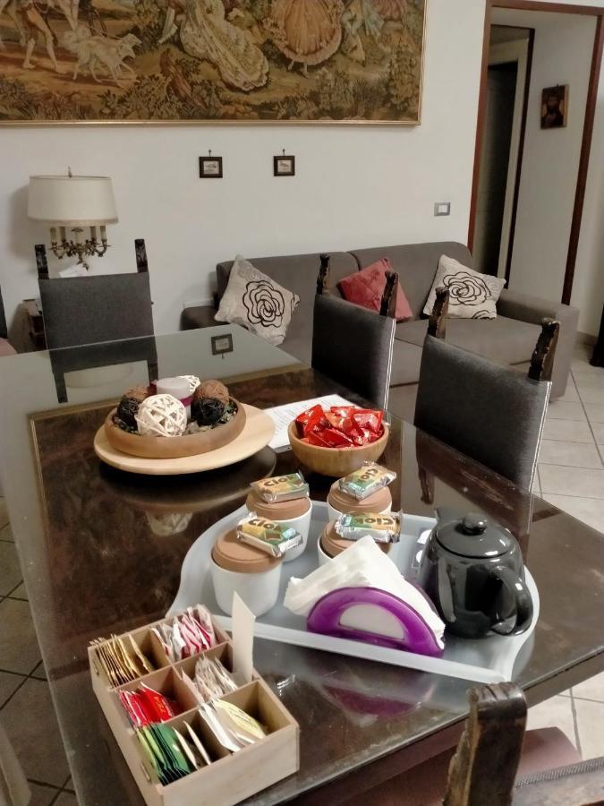 Luci Di S. Chiara Apartment Naples Luaran gambar