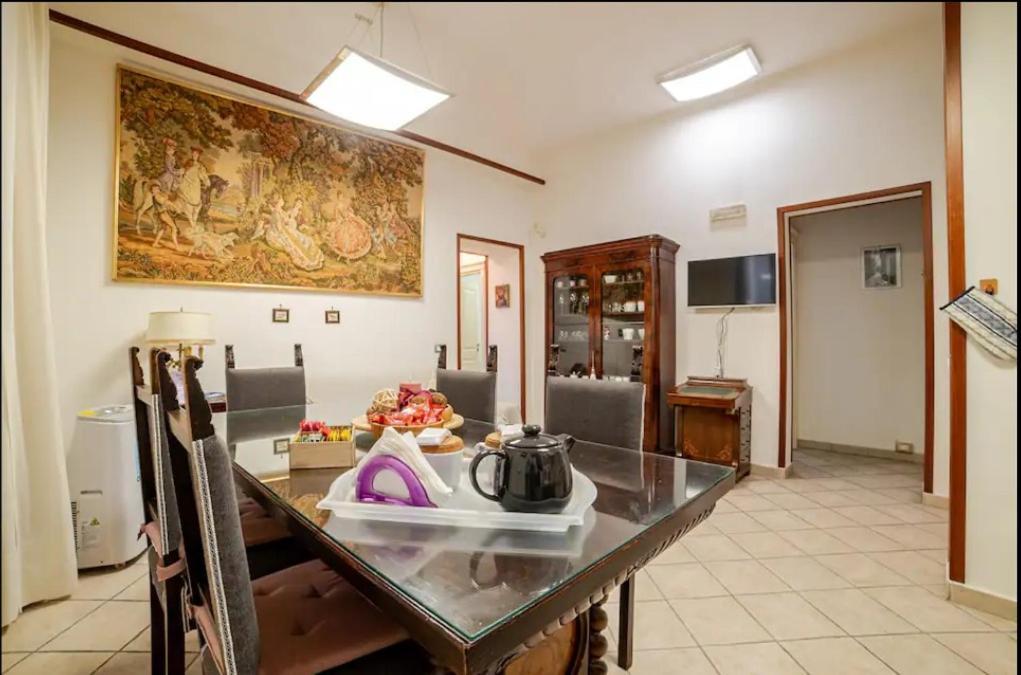 Luci Di S. Chiara Apartment Naples Luaran gambar